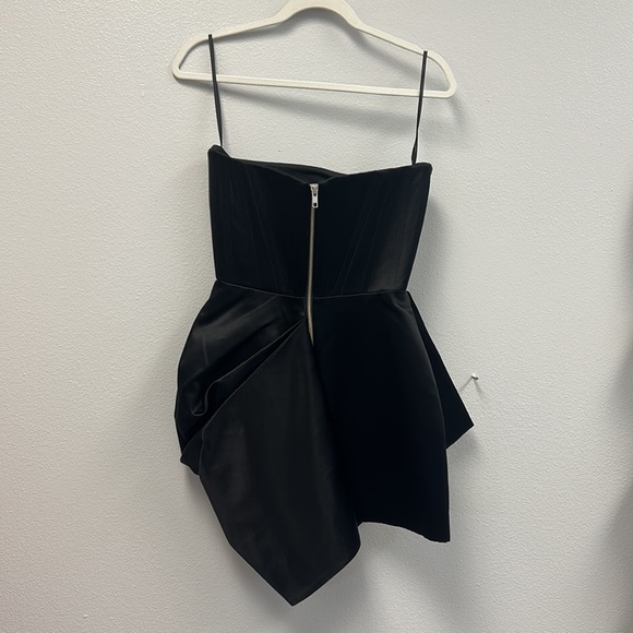 Mini dress - Picture 5 of 7